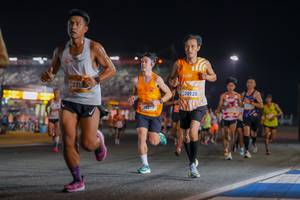 BIB: 2315, 20270, 20120
                            <button type="button" onclick="openModal(22869600)" class="btn btn-primary btn-sm float-right btn-popup" data-toggle="modal" data-target=".modal-high-quality">
                        <i class="fas fa-shopping-cart"></i> Add to Cart
                    </button>
                                            <button type="button" onclick="isThisMe(22869600, true)" class="btn btn-success btn-sm float-right btn-popup btn-isme hidden" data-toggle="tooltip" data-placement="bottom" title="นี่คือรูปของคุณใช่ไหม คลิกที่นี่เพื่อเอาเข้าอัลบั้ม">
                        <i class="fas fa-plus"></i> Add to album
                    </button>
                    <button type="button" onclick="isThisMe(22869600, false)" class="btn btn-warning btn-sm float-right btn-popup btn-isnotme hidden">
                        <i class="fas fa-ban"></i> Remove from album
                    </button>